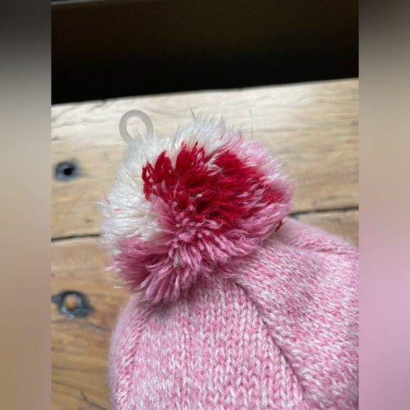 Roots Canada Kids Winter Knit Insulated Hat with PomPom - Picture 8 of 11